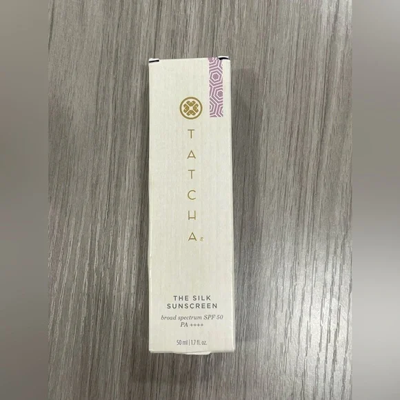 Sunday Riley Fairy Godmother Body Oil Gel, cream + Tatcha Sunscreen SPF 50 - Picture 4 of 5